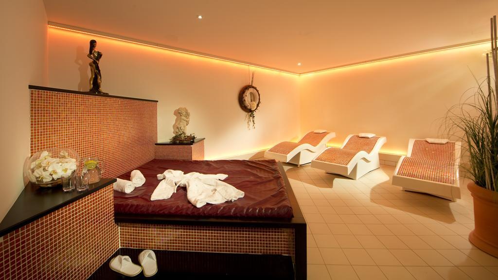 Hotel Seeblick Голдег Екстериор снимка